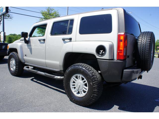 Hummer H3 2006 photo 4