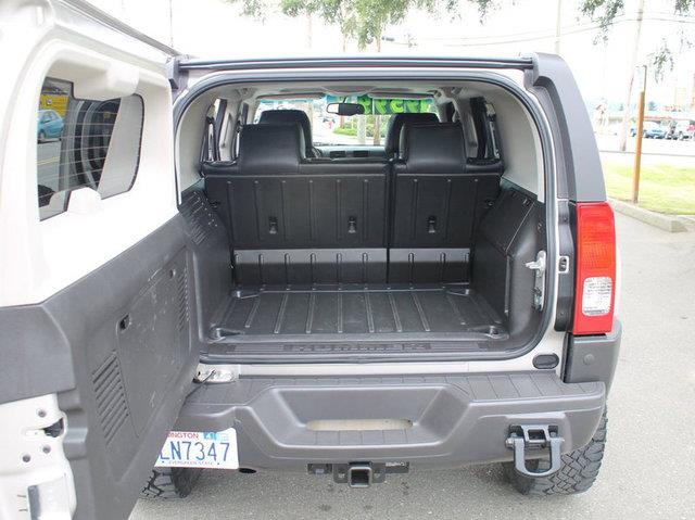 Hummer H3 2006 photo 10