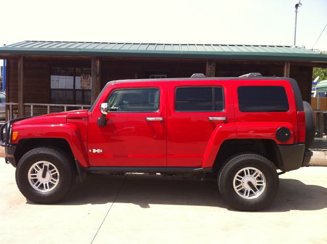 Hummer H3 2006 photo 2