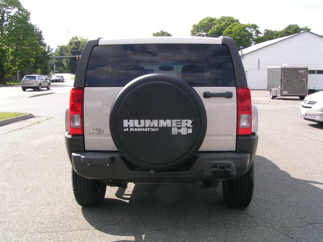 Hummer H3 Scion XB SUV