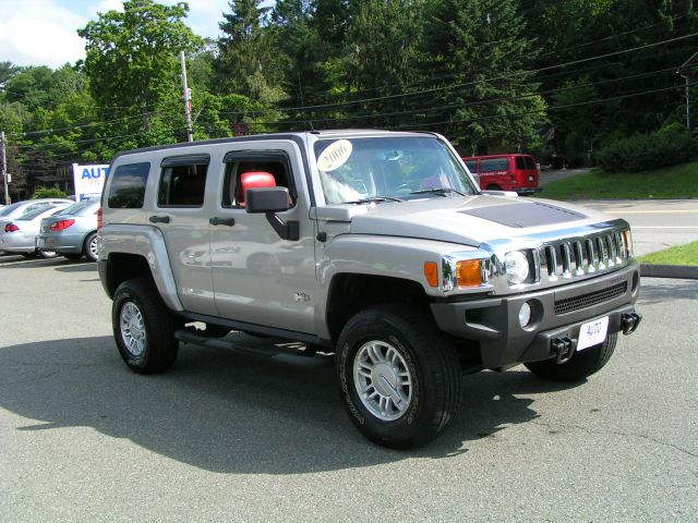 Hummer H3 2006 photo 1