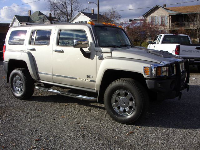 Hummer H3 2006 photo 2