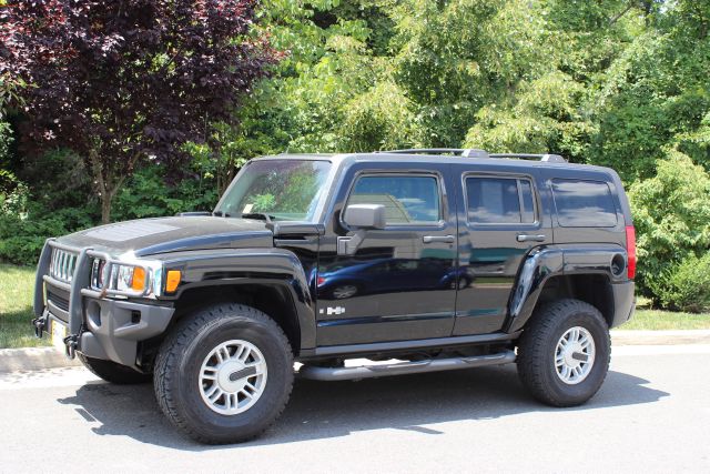 Hummer H3 2006 photo 1