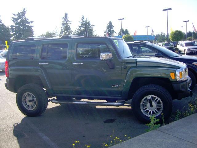 Hummer H3 2006 photo 1