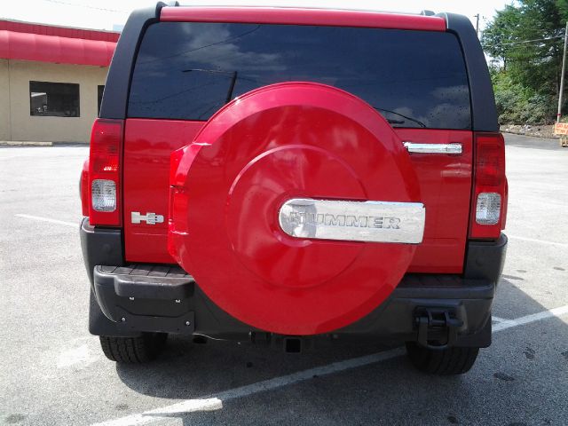 Hummer H3 2007 photo 2