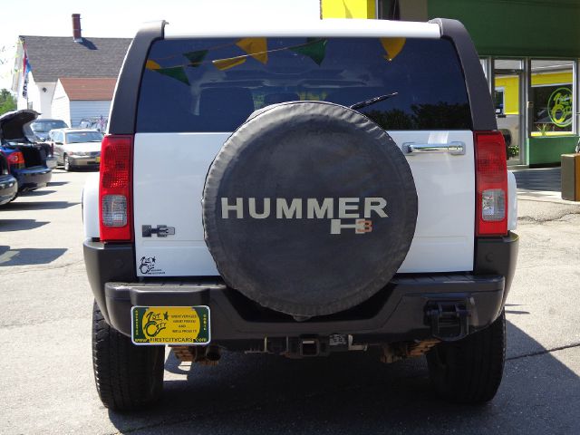 Hummer H3 2007 photo 1