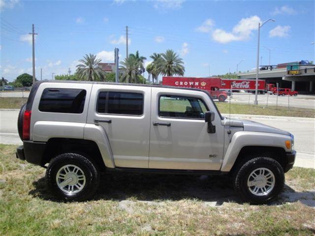 Hummer H3 2007 photo 3