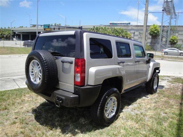 Hummer H3 2007 photo 4