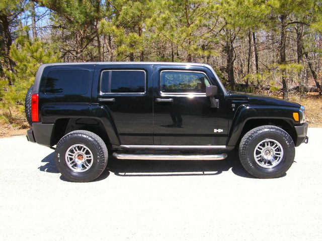 Hummer H3 2007 photo 1