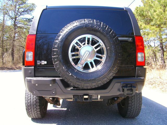 Hummer H3 2007 photo 2