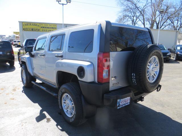 Hummer H3 2007 photo 15