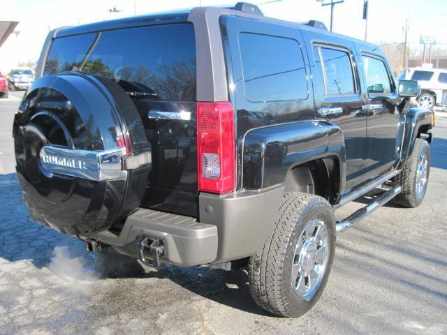 Hummer H3 2007 photo 3