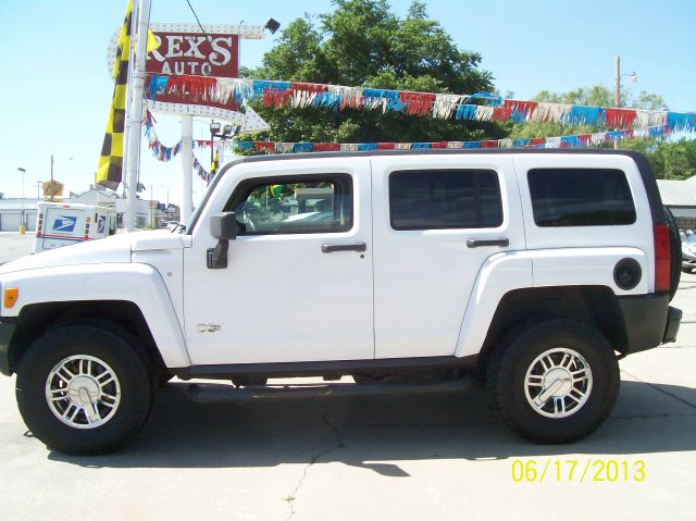 Hummer H3 2007 photo 3