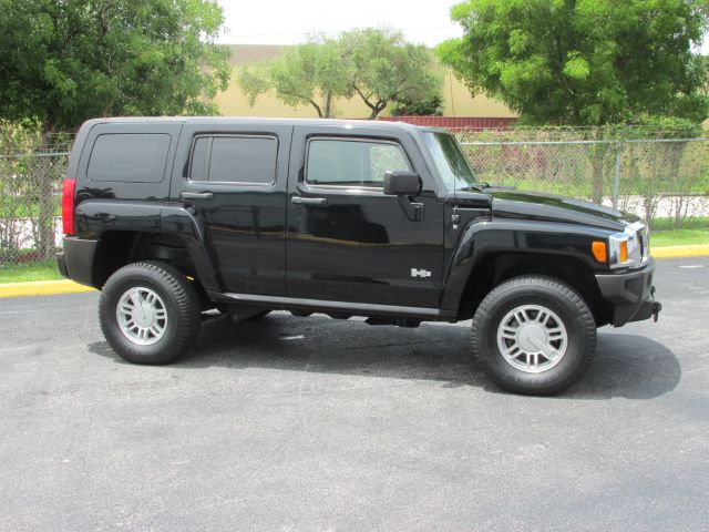 Hummer H3 2007 photo 18