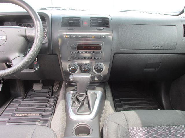 Hummer H3 2007 photo 26