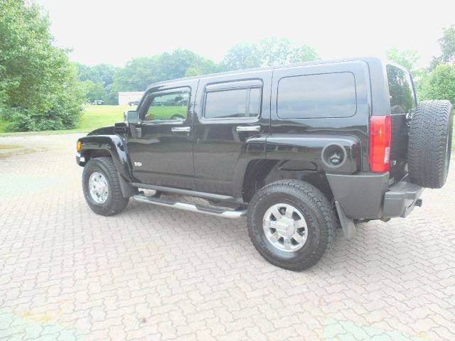 Hummer H3 2007 photo 11