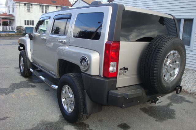 Hummer H3 2007 photo 3