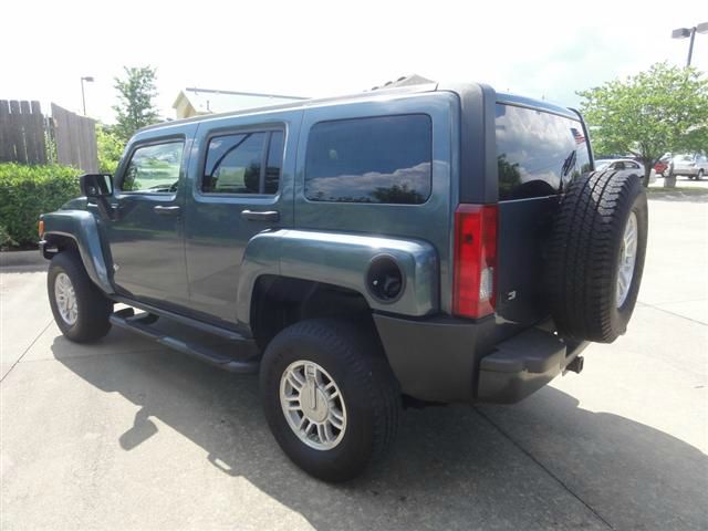 Hummer H3 2007 photo 2