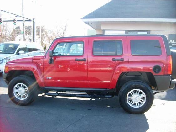 Hummer H3 2007 photo 1