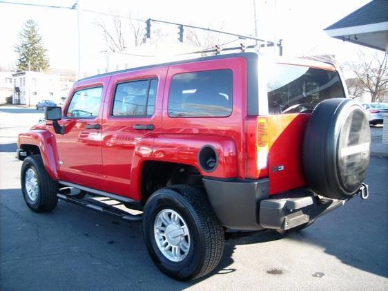 Hummer H3 2007 photo 3