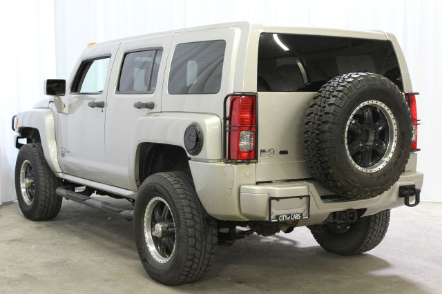 Hummer H3 2007 photo 28