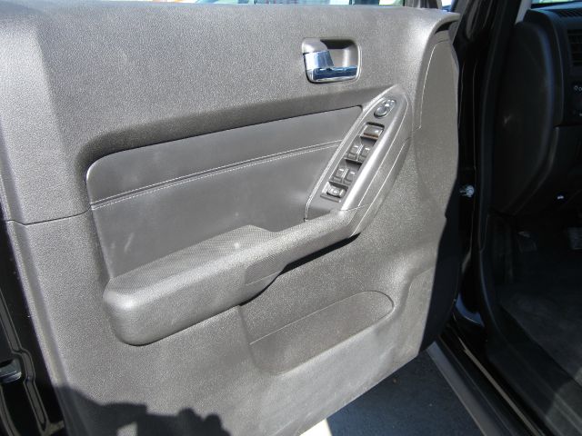 Hummer H3 2008 photo 15