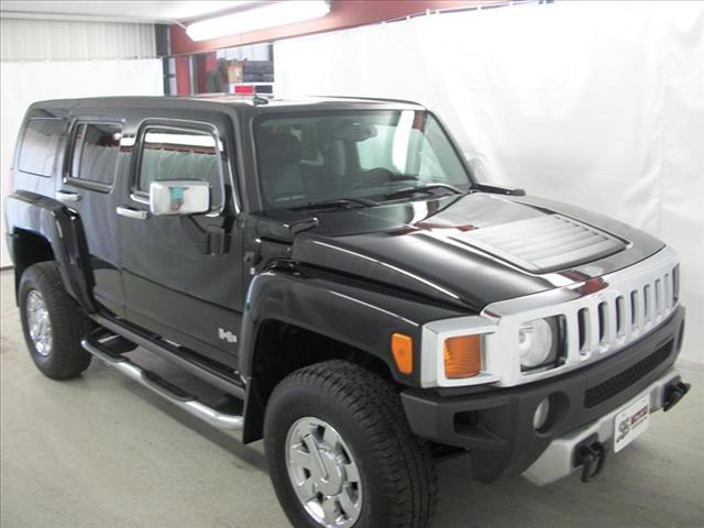 Hummer H3 GLS Sedan Sport Utility