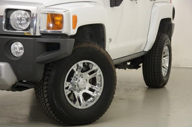 Hummer H3 2009 photo 1