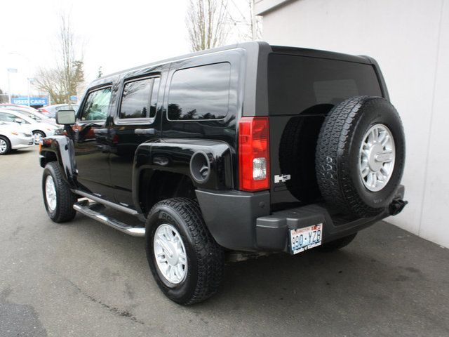 Hummer H3 2009 photo 1