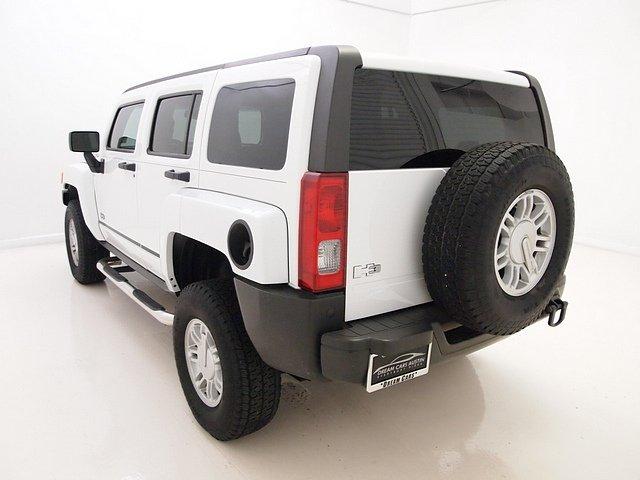 Hummer H3 2009 photo 2