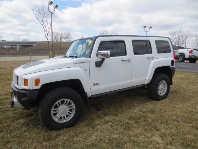 Hummer H3 2009 photo 3