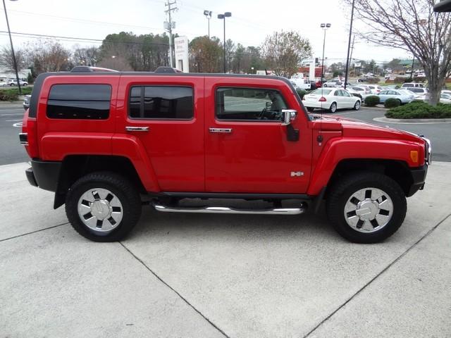 Hummer H3 2009 photo 1