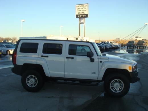 Hummer H3 2010 photo 3