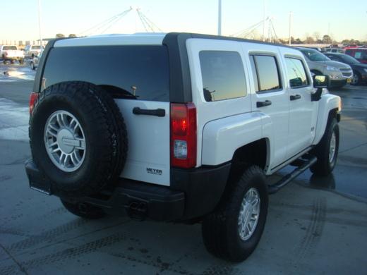 Hummer H3 2010 photo 4