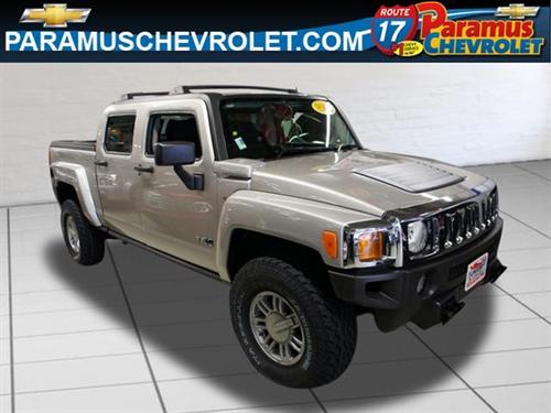 Hummer H3T 2009 photo 1