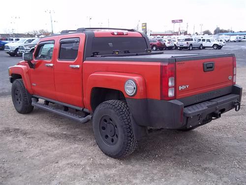 Hummer H3T 2009 photo 2