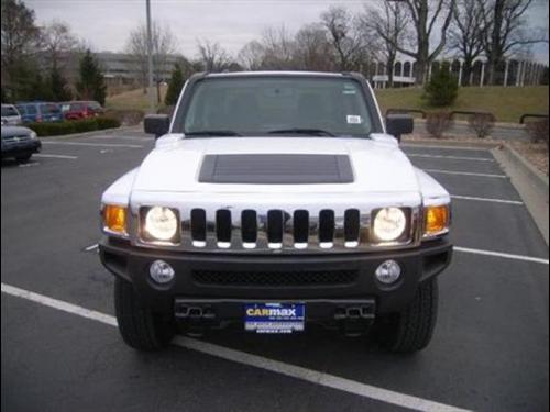 Hummer H3T 2009 photo 1