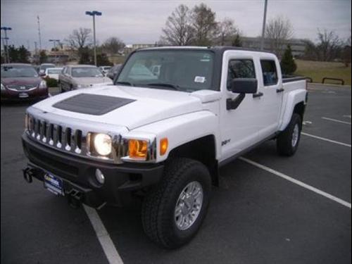 Hummer H3T 2009 photo 2