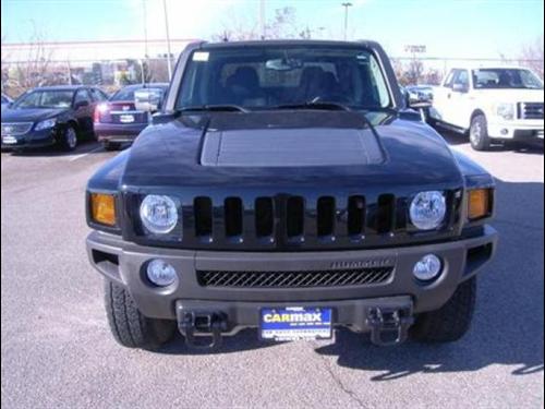 Hummer H3T 2009 photo 1