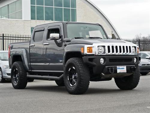 Hummer H3T 2009 photo 1