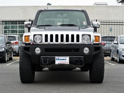 Hummer H3T 2009 photo 2