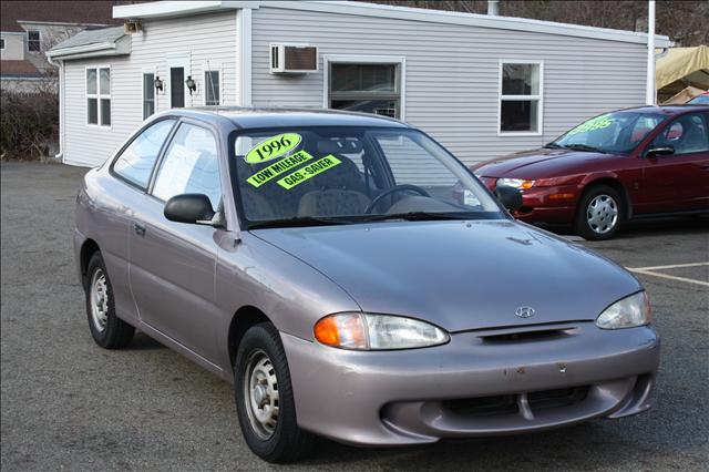 Hyundai Accent 1996 photo 1