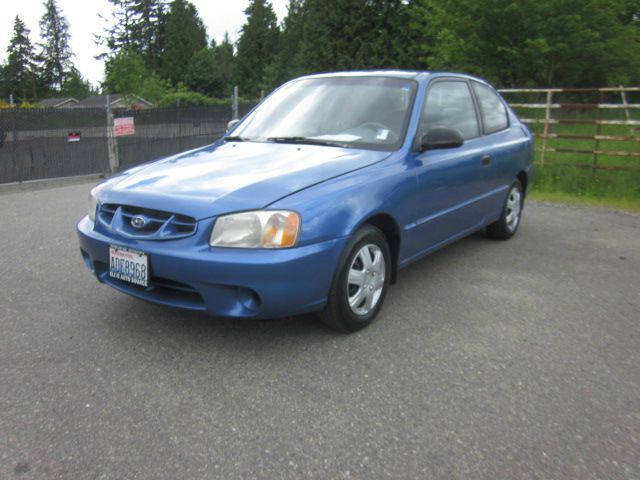 Hyundai Accent 2001 photo 1