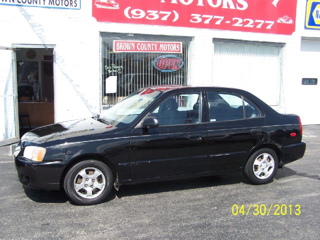 Hyundai Accent 2001 photo 3