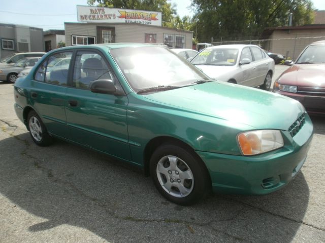 Hyundai Accent 2001 photo 14