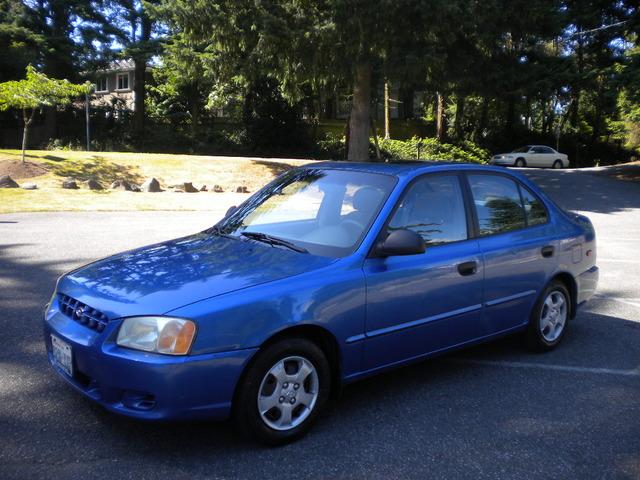 Hyundai Accent S Sedan Sedan