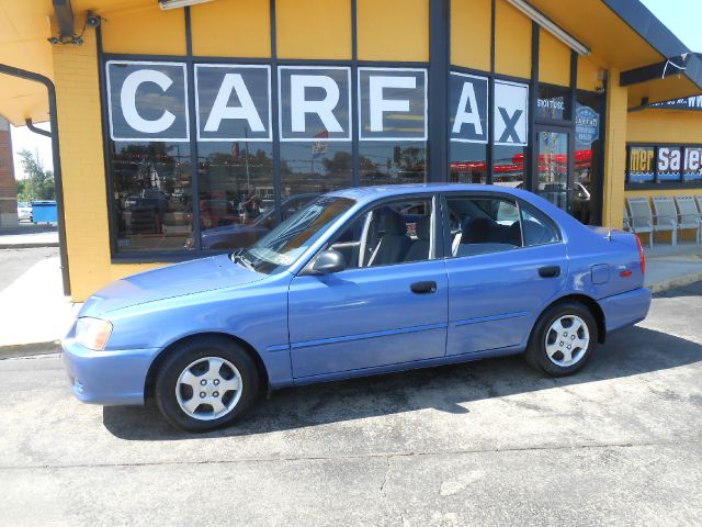 Hyundai Accent 2002 photo 1