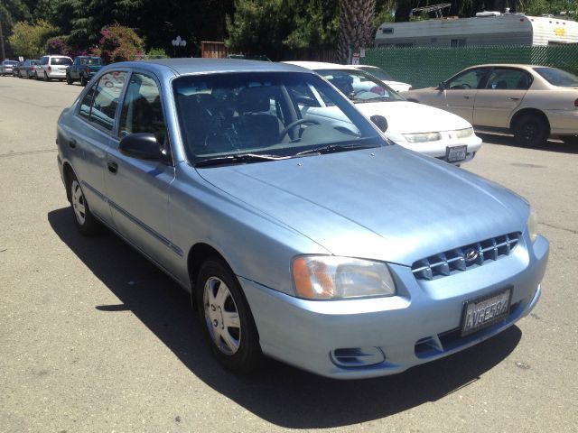 Hyundai Accent S Sedan Sedan