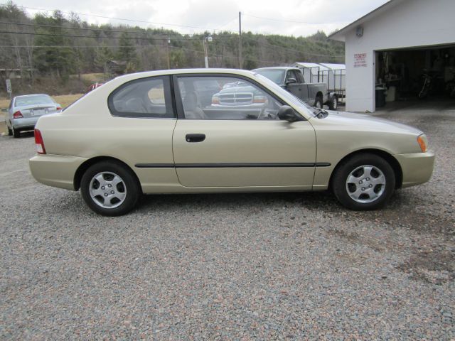 Hyundai Accent ESi Hatchback