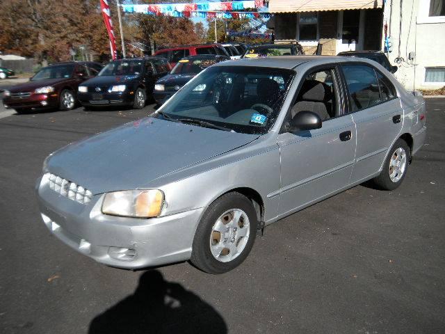 Hyundai Accent 2002 photo 1